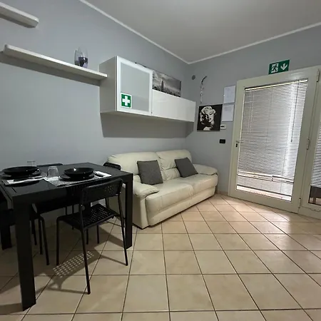 Angelo Bovo 4 Apartment