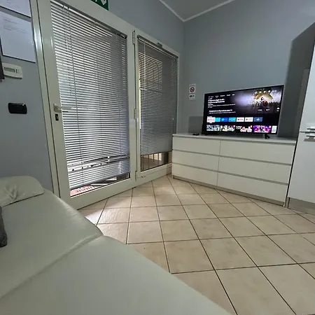 Angelo Bovo 4 * Fiumicino