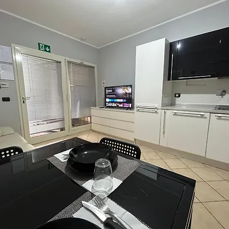 Angelo Bovo 4 Apartment